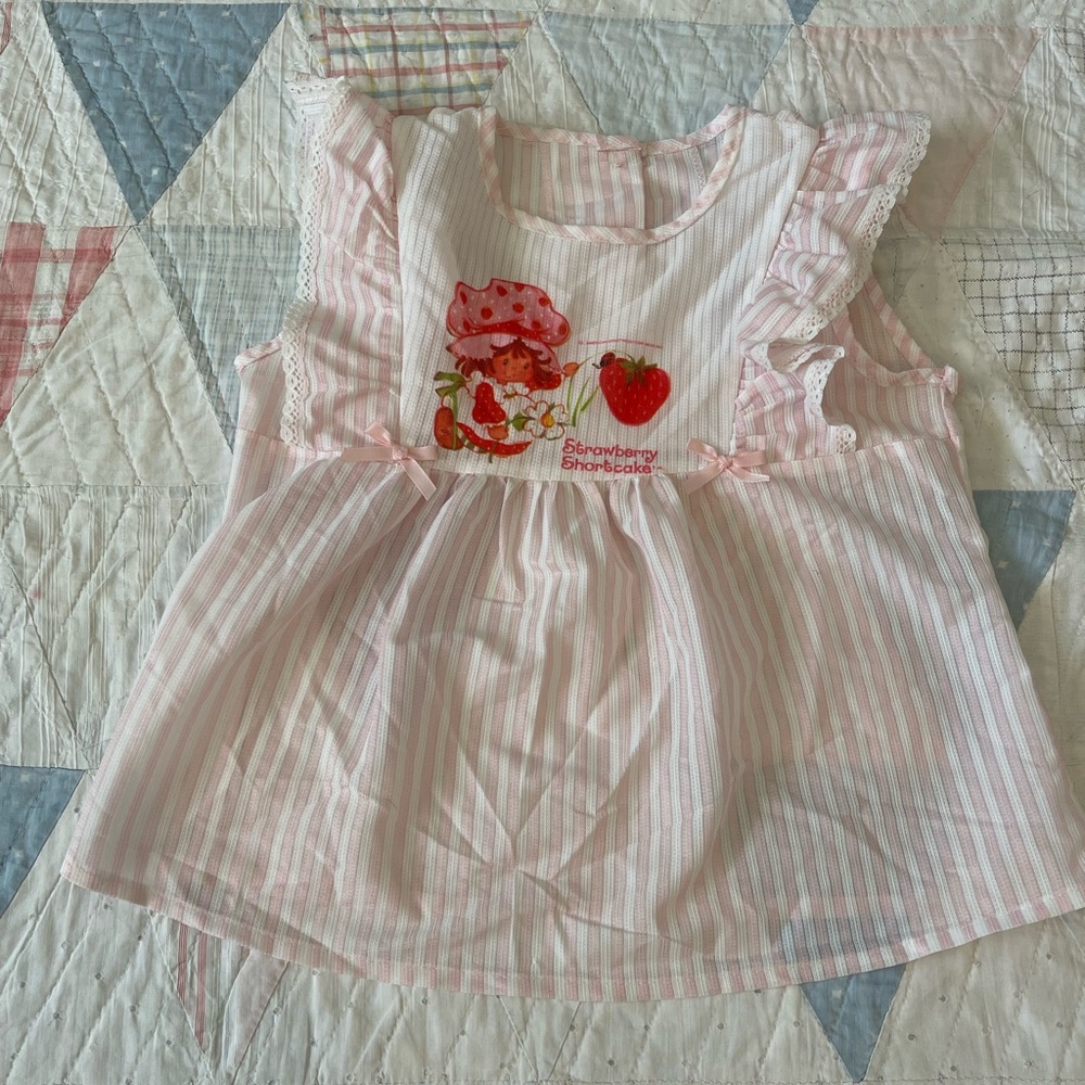 Vintage Strawberry Shortcake baby toddler top